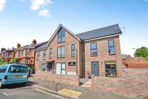 Flat 3, Dante Apartments, Clarence Road, Newport PO30 1EW