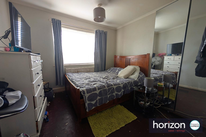1 bed Flat for sale Image 5