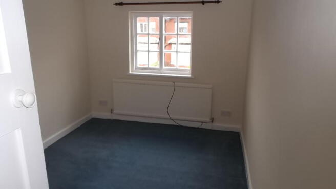 bedroom 2.JPG