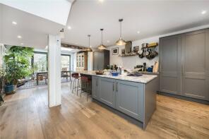 Flat A, 108, Amhurst Road, Hackney, London E8 2AG