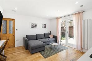 23, Keith Connor Close, London SW8 3DD