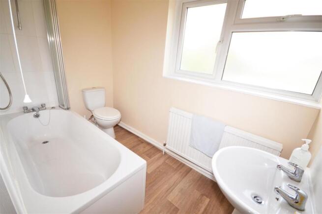 Bathroom - Copy.JPG