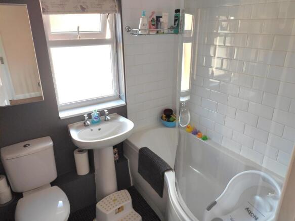 Photo 9