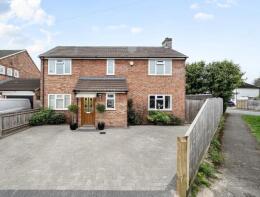 35a, Almond Avenue, Newbury RG14 1LX