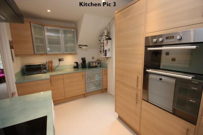 Kitchen Pic 3