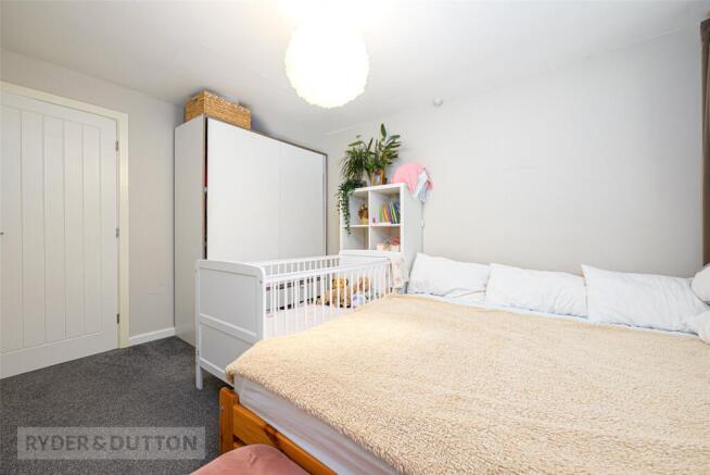 2 bed Terraced for sale Image 7