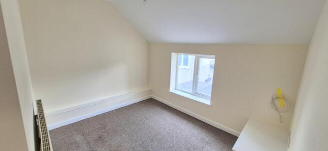 2 bed Terraced for sale Image 9