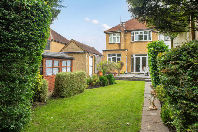 Lakeside Drive, Bromley photo 4