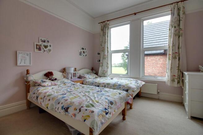 Bedroom 2 (Double)
