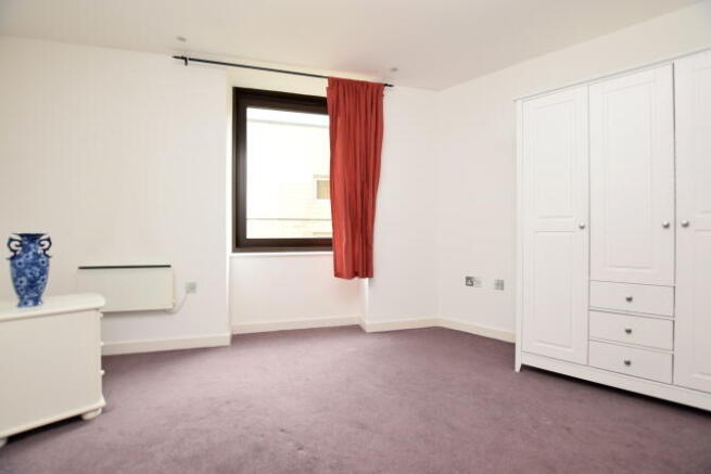 2 bed Apartment to rent Image 7