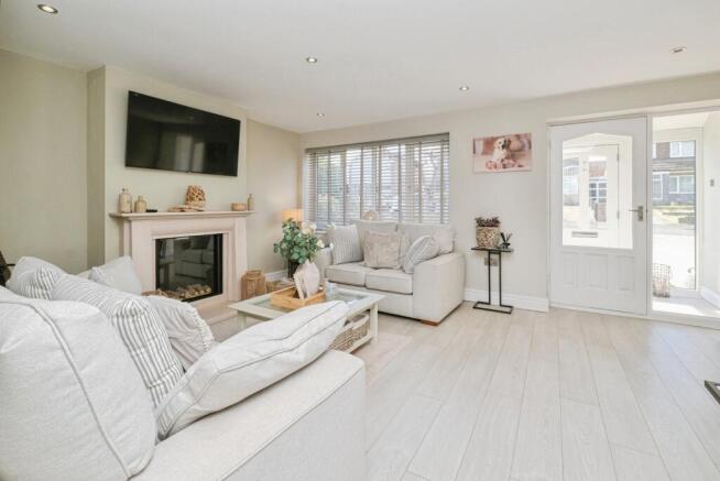 Kildare Close, Hale Village, Liverpool, Cheshire, L24 photo 2