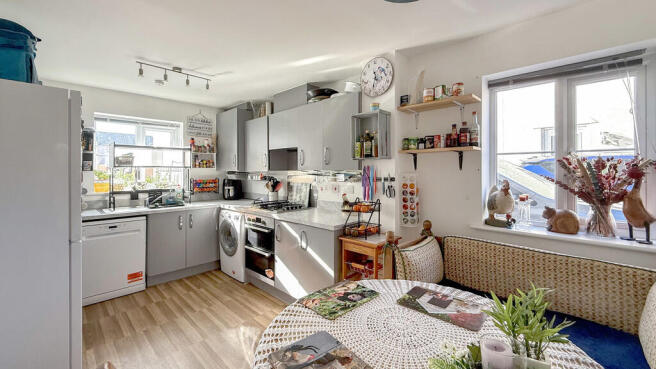 Kitchen/dining ro...