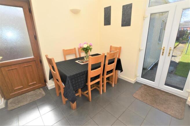 Dining Room.JPG