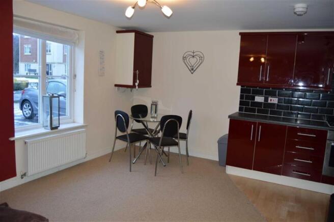 Lounge / kitchen