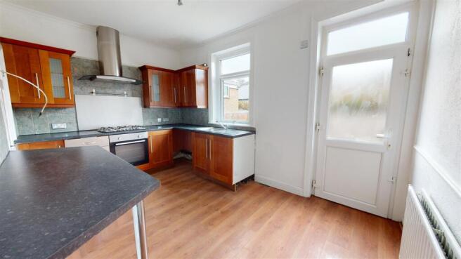 3 bed Terraced to rent Image 6