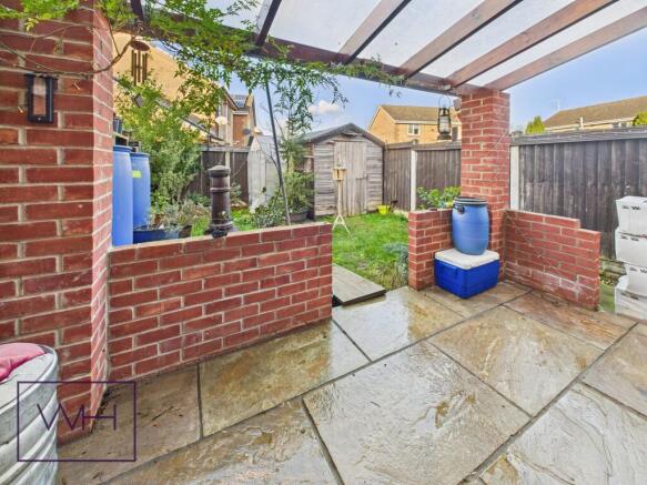 CAM03785G0-PR0329-ST