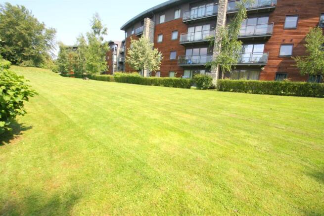 Communal garden.JPG
