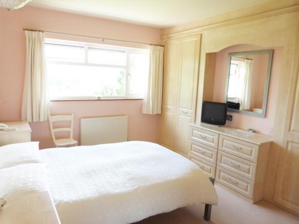 Bedroom4