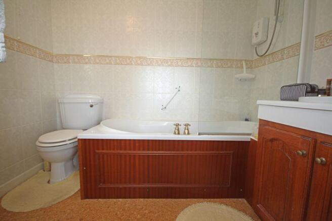 FLAT/ANNEXE BA...