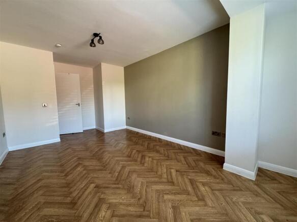 Photo 30-04-2025, 11 34 47 (1).jpg