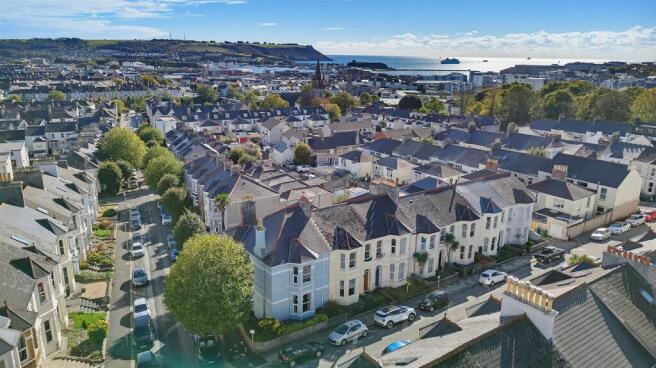 3-bed terraced on Carlton Terrace, Lipson, Plymouth, £340,000