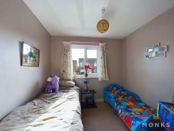 Bed 3.jpg