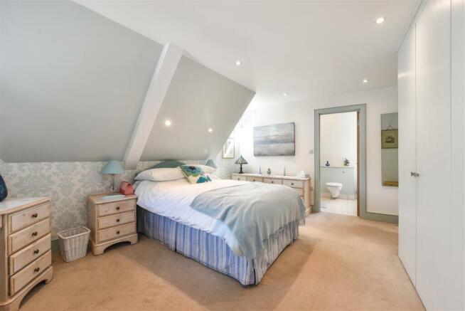 Bedroom.jpg