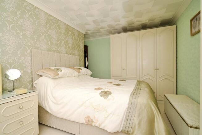 3 bed Detached Bungalow for sale Image 8