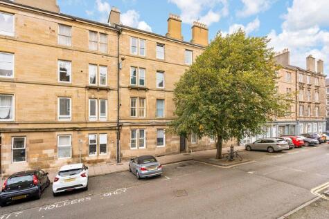 168 (3F1), Albert Street, Leith, Edinburgh, EH7 5NA