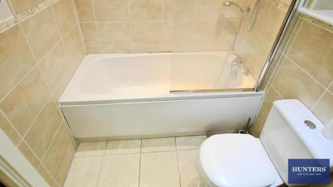 1 bed Apartment to rent Image 11