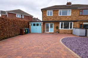 8, Water Royd Drive, Mirfield WF14 9LN
