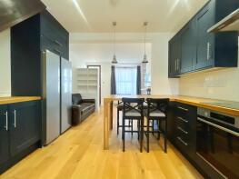 16, Holness Road, Stratford, London E15 4EN