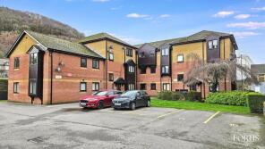 Flat 8, Ebbw Court, Woodward Road, Newport NP11 7AT