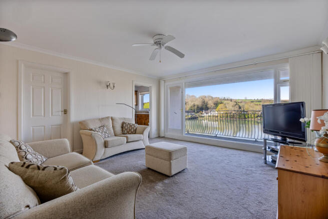 A08 - Flat 7 Riverside Embankment Road Kingsbridge