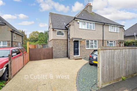 Meath Green Avenue, Horley, Surrey