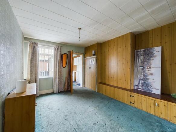 SITTING ROOM/DINER