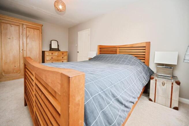 3 bed Bungalow for sale Image 11