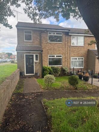 Spacious 3 Bedroom House Totally Refurbished
