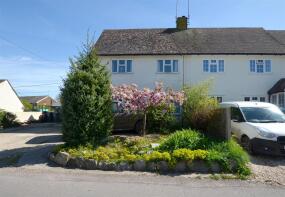 17, Knights Close, West Overton SN8 4EU