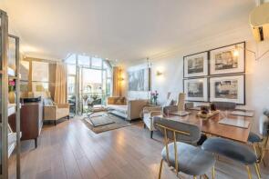 76, 126 Walpole House, Westminster Bridge Road, London SE1 7UN
