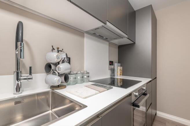 2 bed Flat to rent Image 6