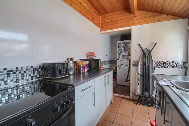 3 bed Terraced for sale Image 7