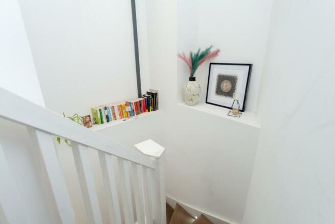 Sky Apartments (20).jpg