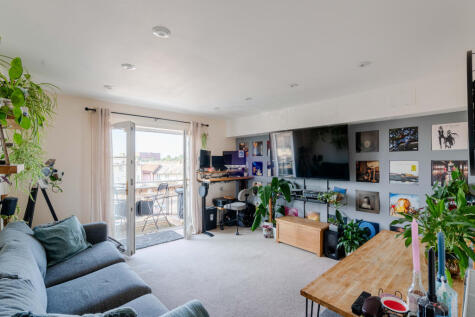 Pooles Wharf, Hotwell Road, Bristol, BS8