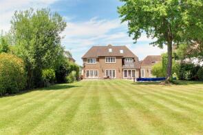 18, Brookmans Avenue, Hatfield AL9 7QJ