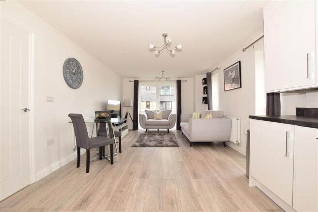 Kitchen/Lounge