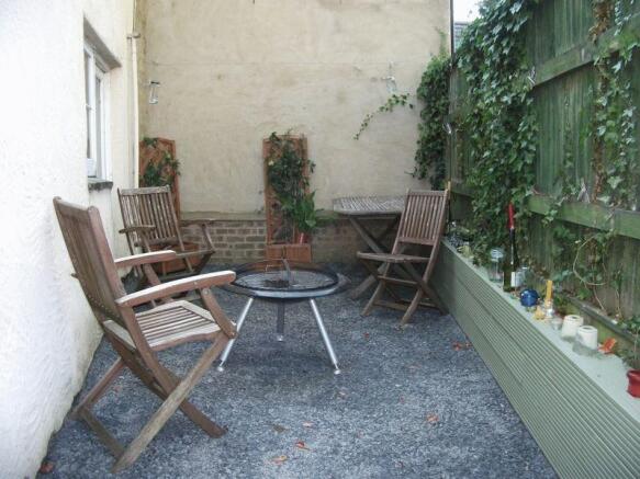 Photo 12