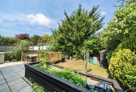 Tudor Close, London, NW9