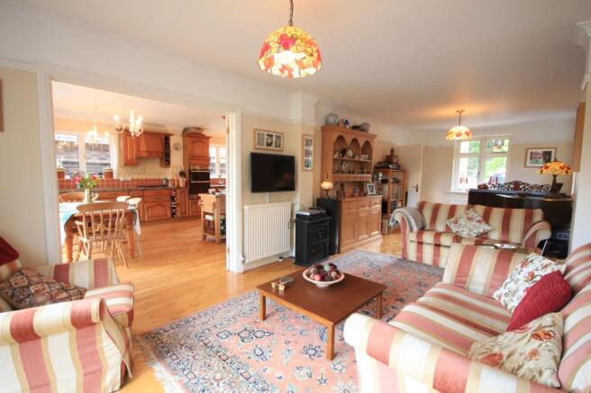 26ft Reception Room