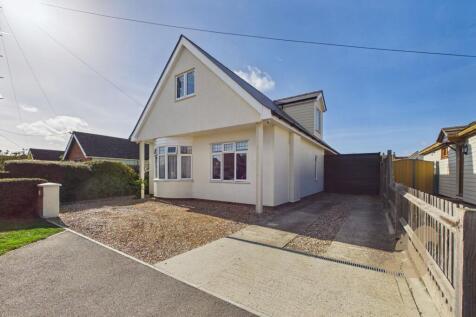 Suffolk Avenue, West Mersea, CO5